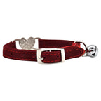 Cat/dog collar with heart-shaped bell